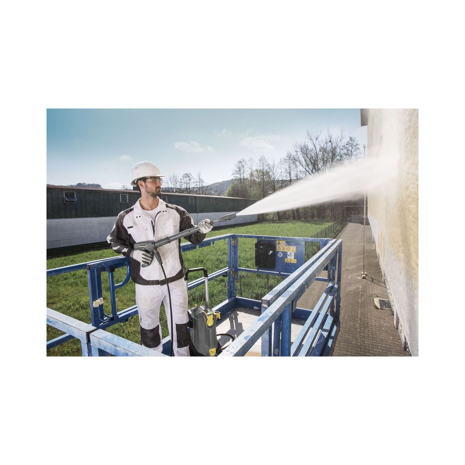 Karcher Pressure Washers 1.520-930.0 Thumbnail 1