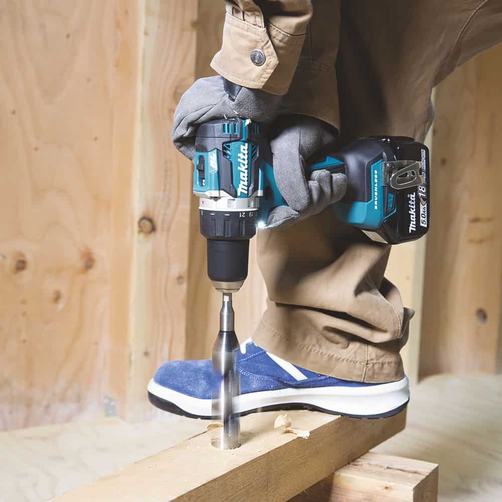 Makita 18V LithiumIon Cordless Driver Drill 13mm with 2x (5Ah) Battery